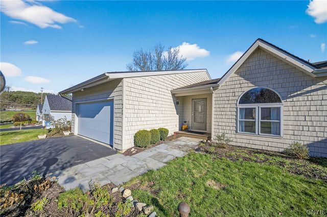 6233 The Hamlet, Dewitt, NY 13078