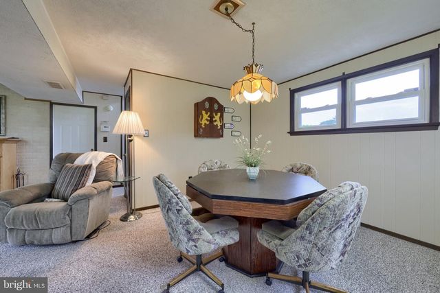 2135 BROCKTON RD, Lancaster, PA 17601