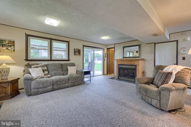 2135 BROCKTON RD, Lancaster, PA 17601