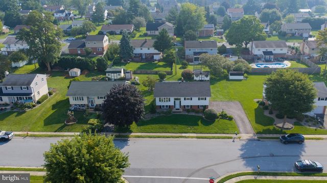2135 BROCKTON RD, Lancaster, PA 17601