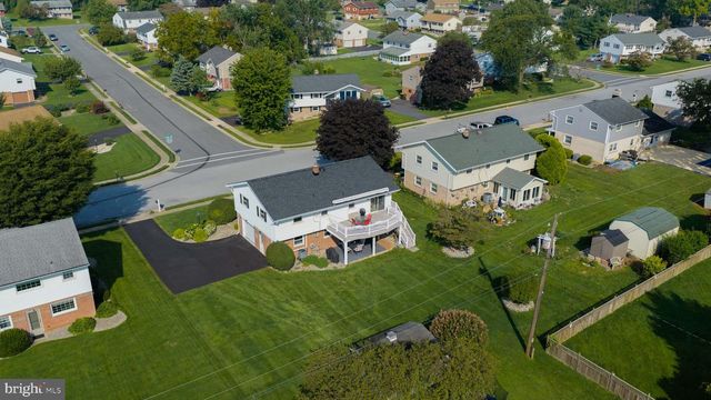 2135 BROCKTON RD, Lancaster, PA 17601