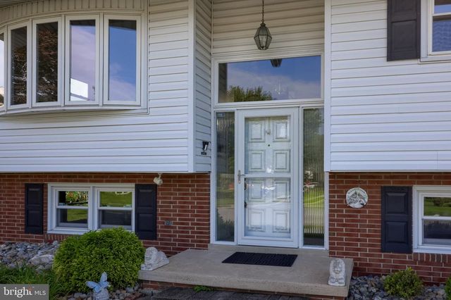 2135 BROCKTON RD, Lancaster, PA 17601