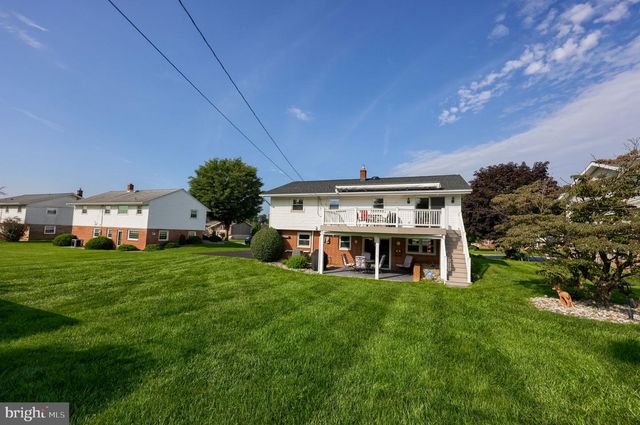 2135 BROCKTON RD, Lancaster, PA 17601