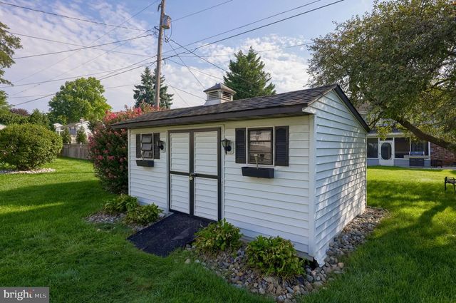 2135 BROCKTON RD, Lancaster, PA 17601