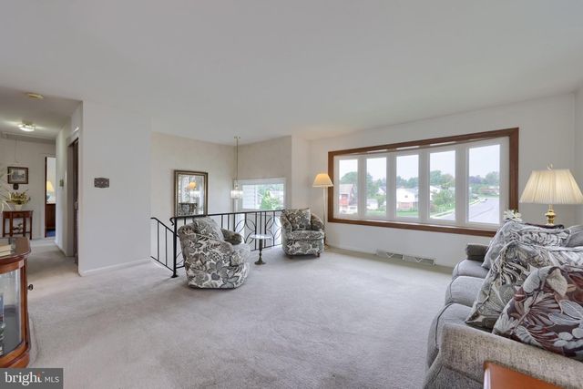 2135 BROCKTON RD, Lancaster, PA 17601