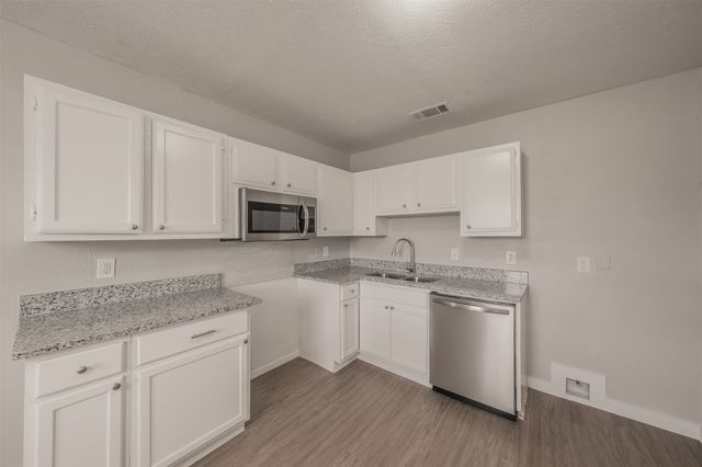 4140 Wilshire Boulevard, Dallas, TX 75241