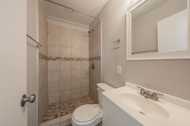 4140 Wilshire Boulevard, Dallas, TX 75241