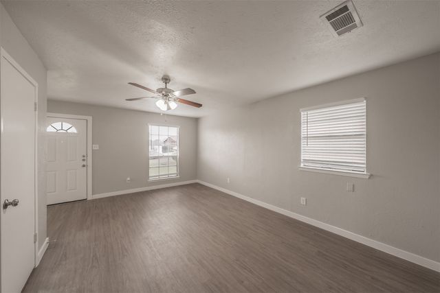 4140 Wilshire Boulevard, Dallas, TX 75241