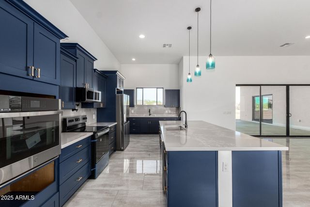 14902 W OBERLIN Way, Surprise, AZ 85387