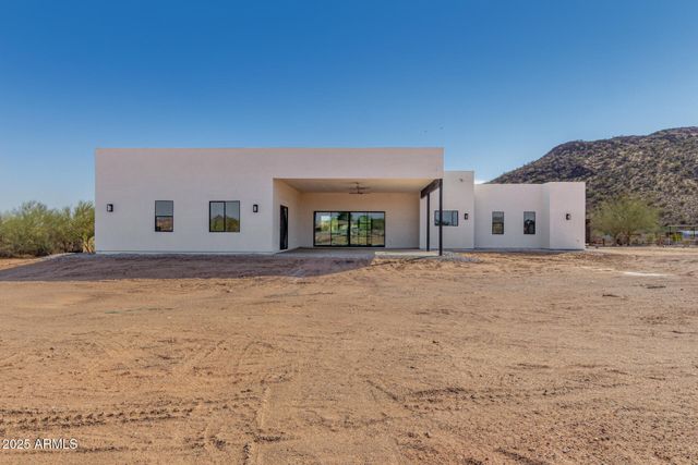 14902 W OBERLIN Way, Surprise, AZ 85387