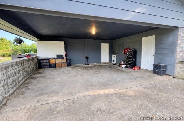110 N Old State Hwy 2, Whitefield, OK 74472