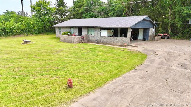 110 N Old State Hwy 2, Whitefield, OK 74472