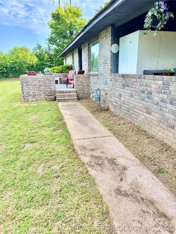110 N Old State Hwy 2, Whitefield, OK 74472