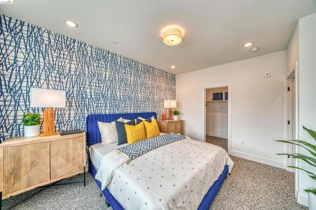 28929 Parkridge Loop 80, Hayward, CA 94544