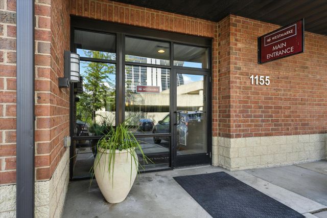 1155 Ford Road 203, Saint Louis Park, MN 55426