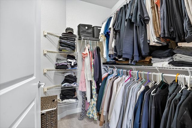 1155 Ford Road 203, Saint Louis Park, MN 55426