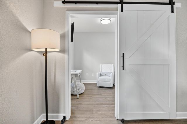 1155 Ford Road 203, Saint Louis Park, MN 55426