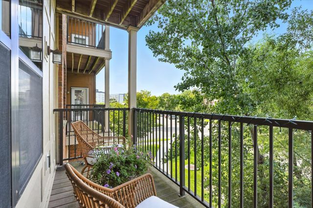 1155 Ford Road 203, Saint Louis Park, MN 55426