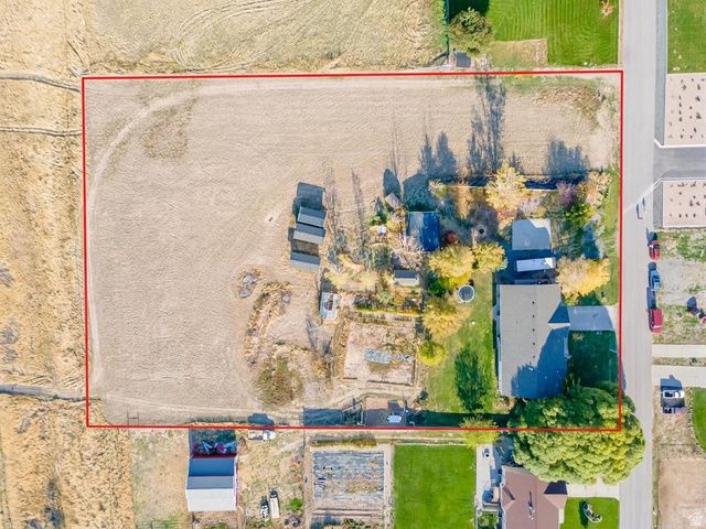 1010 S ANNA EKINS MEMORIAL LN, Genola, UT 84655
