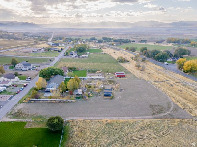 1010 S ANNA EKINS MEMORIAL LN, Genola, UT 84655