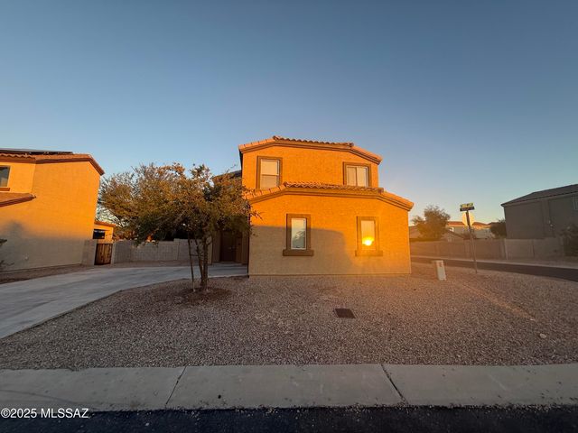 8016 S Tate Loop, Tucson, AZ 85756