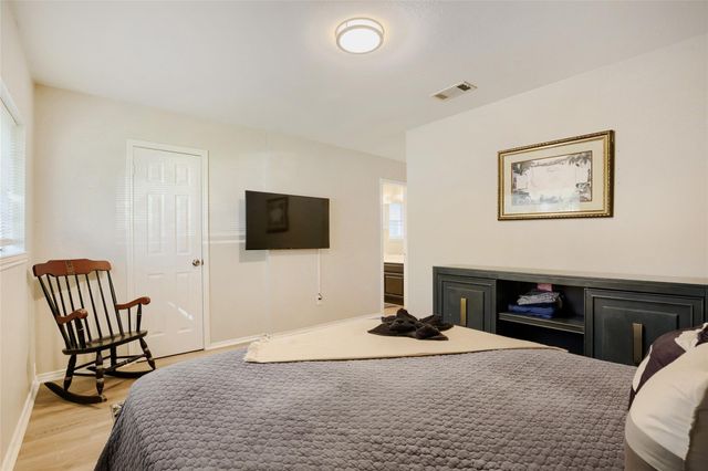 16402 Parkway DR, Pflugerville, TX 78660