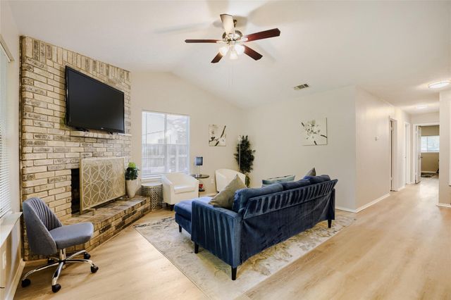 16402 Parkway DR, Pflugerville, TX 78660