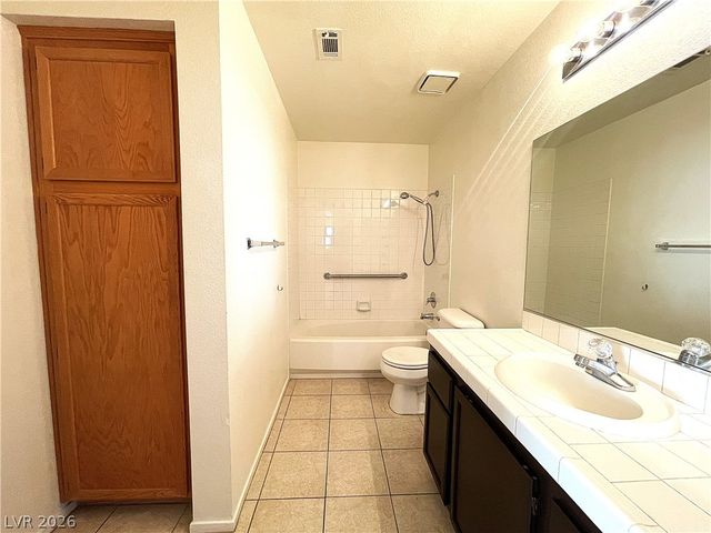 1420 Desert Hills Drive, Las Vegas, NV 89117