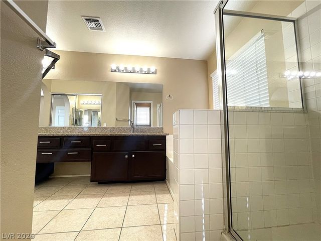 1420 Desert Hills Drive, Las Vegas, NV 89117