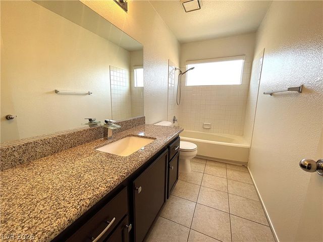 1420 Desert Hills Drive, Las Vegas, NV 89117