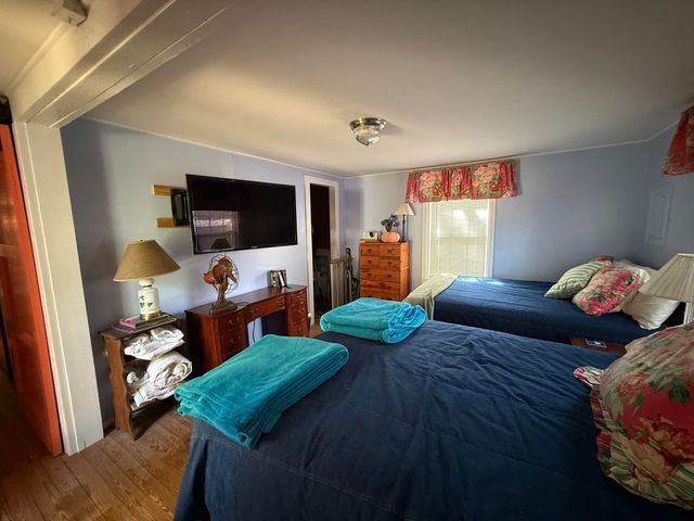 194 Lime Spring Road, Cross, SC 29436