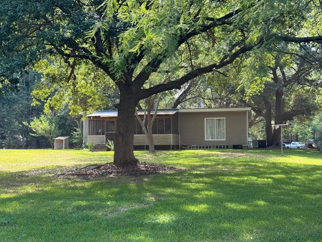 194 Lime Spring Road, Cross, SC 29436