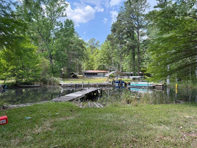194 Lime Spring Road, Cross, SC 29436