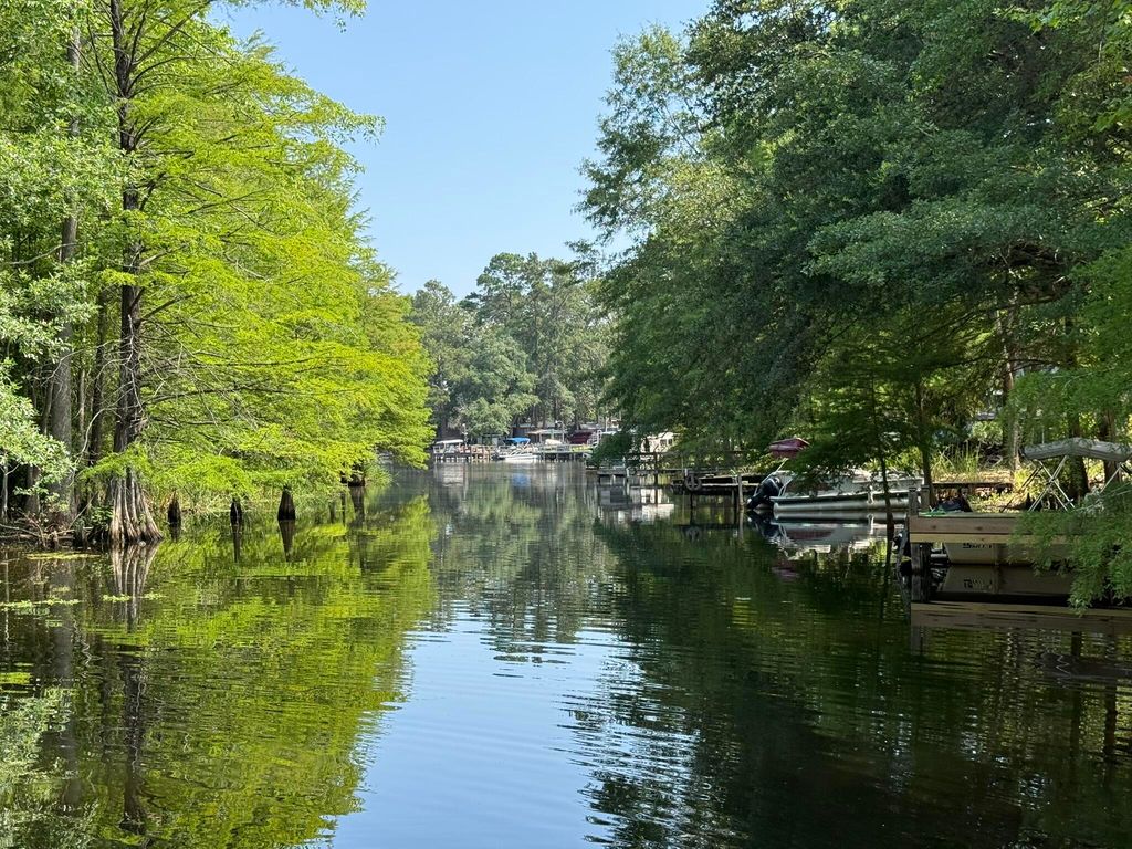 194 Lime Spring Road, Cross, SC 29436