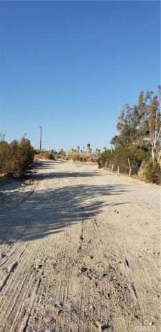 26 Seely, Whitewater, CA 92282