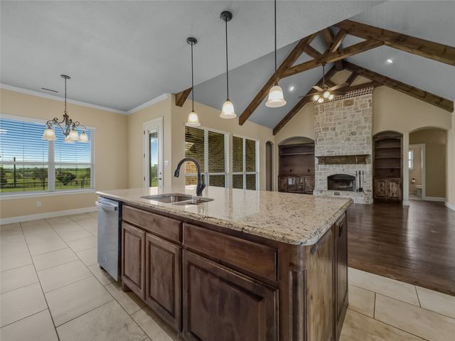 103 Susan Lane, Weatherford, TX 76087