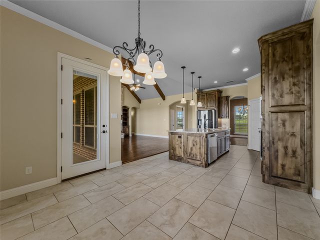 103 Susan Lane, Weatherford, TX 76087