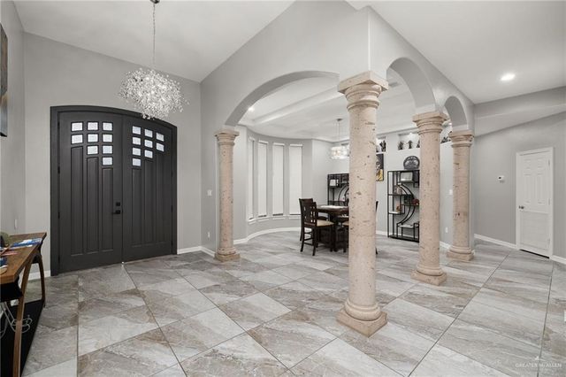 2464 Lady Palm Drive, Rio Grande City, TX 78582