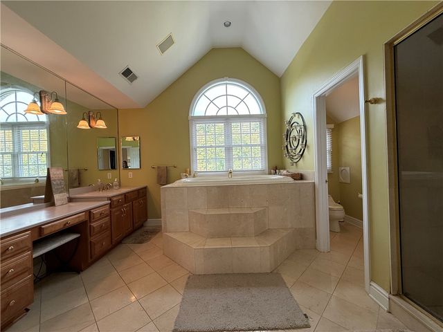 227 Edelweiss Dr, Mccandless, PA 15090