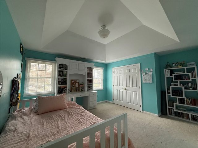 227 Edelweiss Dr, Mccandless, PA 15090