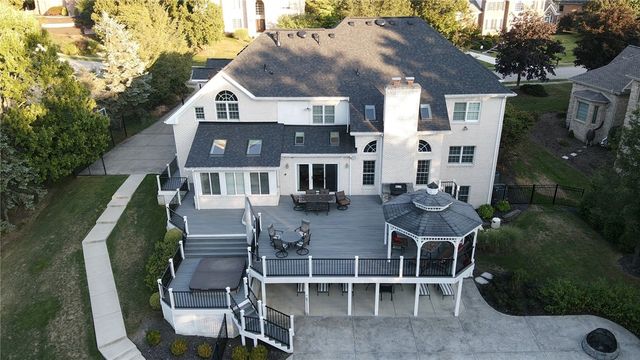 227 Edelweiss Dr, Mccandless, PA 15090