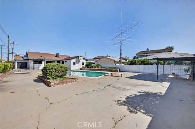 15529 Cornuta, Bellflower, CA 90706