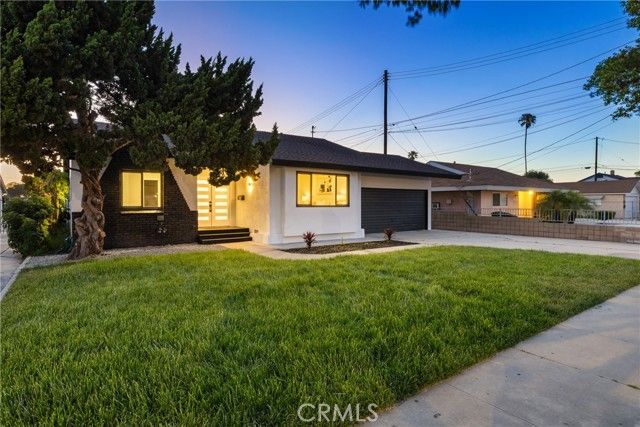 15529 Cornuta, Bellflower, CA 90706