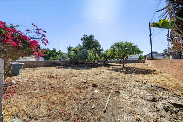 15529 Cornuta, Bellflower, CA 90706