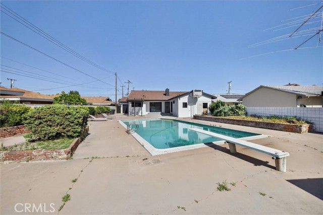 15529 Cornuta, Bellflower, CA 90706