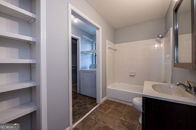 568 Stokeswood Avenue SE, Atlanta, GA 30316