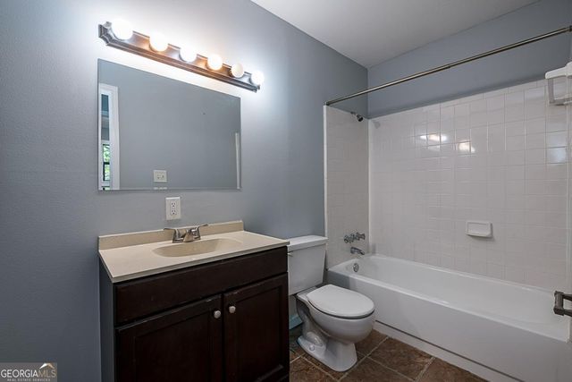 568 Stokeswood Avenue SE, Atlanta, GA 30316
