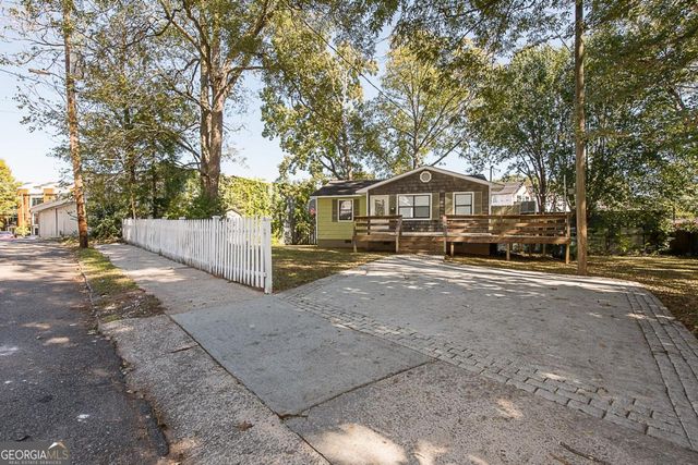 568 Stokeswood Avenue SE, Atlanta, GA 30316