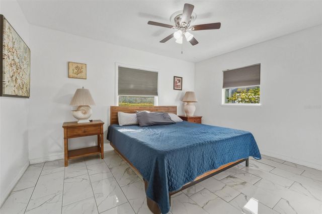 5017 STOLLS AVENUE, Tampa, FL 33615