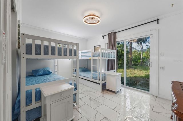 5017 STOLLS AVENUE, Tampa, FL 33615